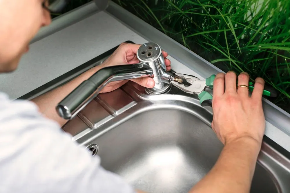 8 Key Questions to Ask Before Hiring a Reliable Plumber